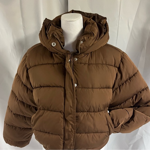 Forever 21 Brown Cropped Puffer Jacket with Hood M Y2K - Picture 1 of 16